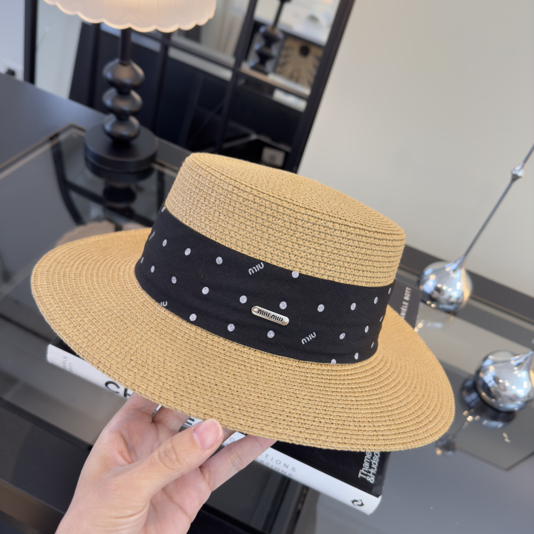Miu Miu miumiu缪缪新款平顶草帽，夏季出游沙滩 ～