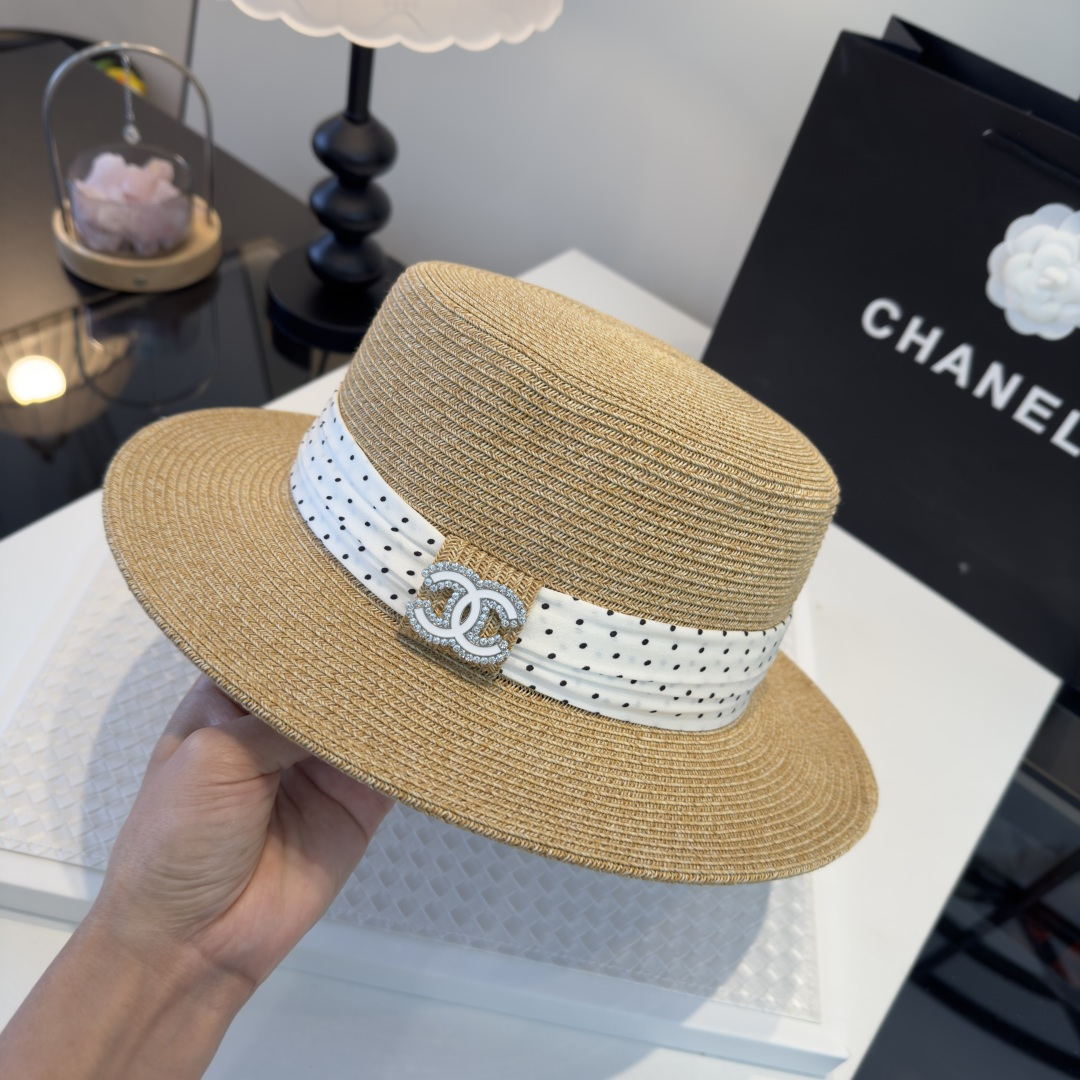 Chanel Chanel香奈儿新款平顶草帽，夏季出游沙滩 ～