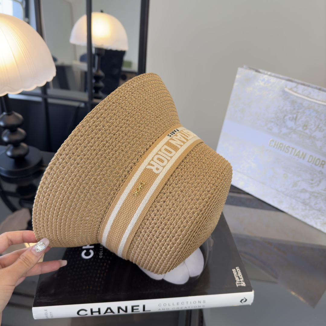 Dior Dior迪奥新款盆帽，日本纸草制作，跑量王，头围57cm