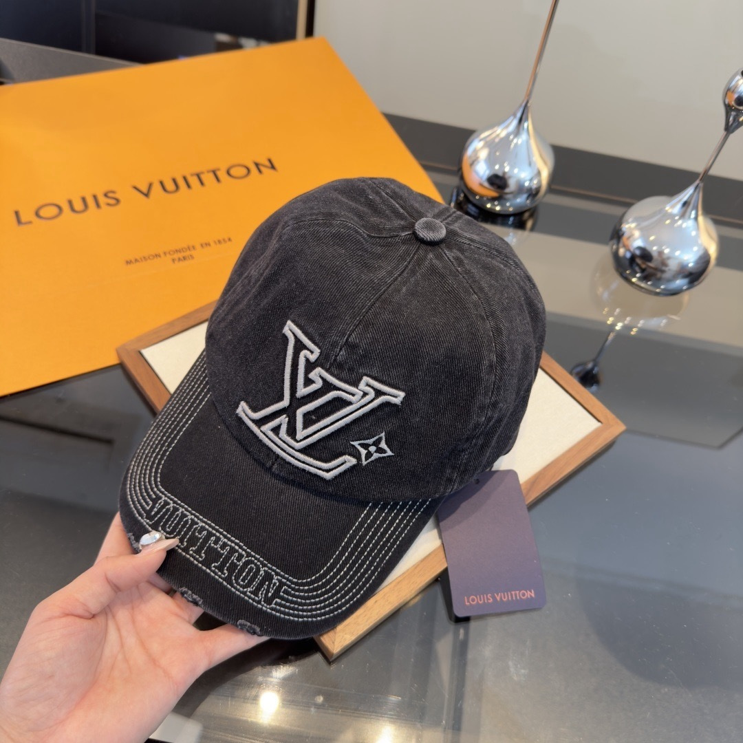 LV baseball cap编辑