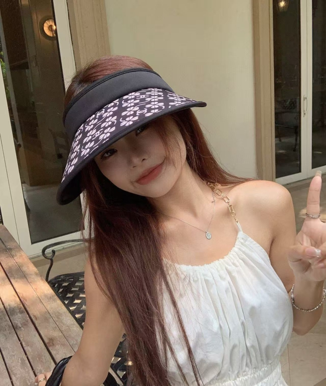 Chanel Chanel香奈儿新款小清新空顶遮阳帽，可调节