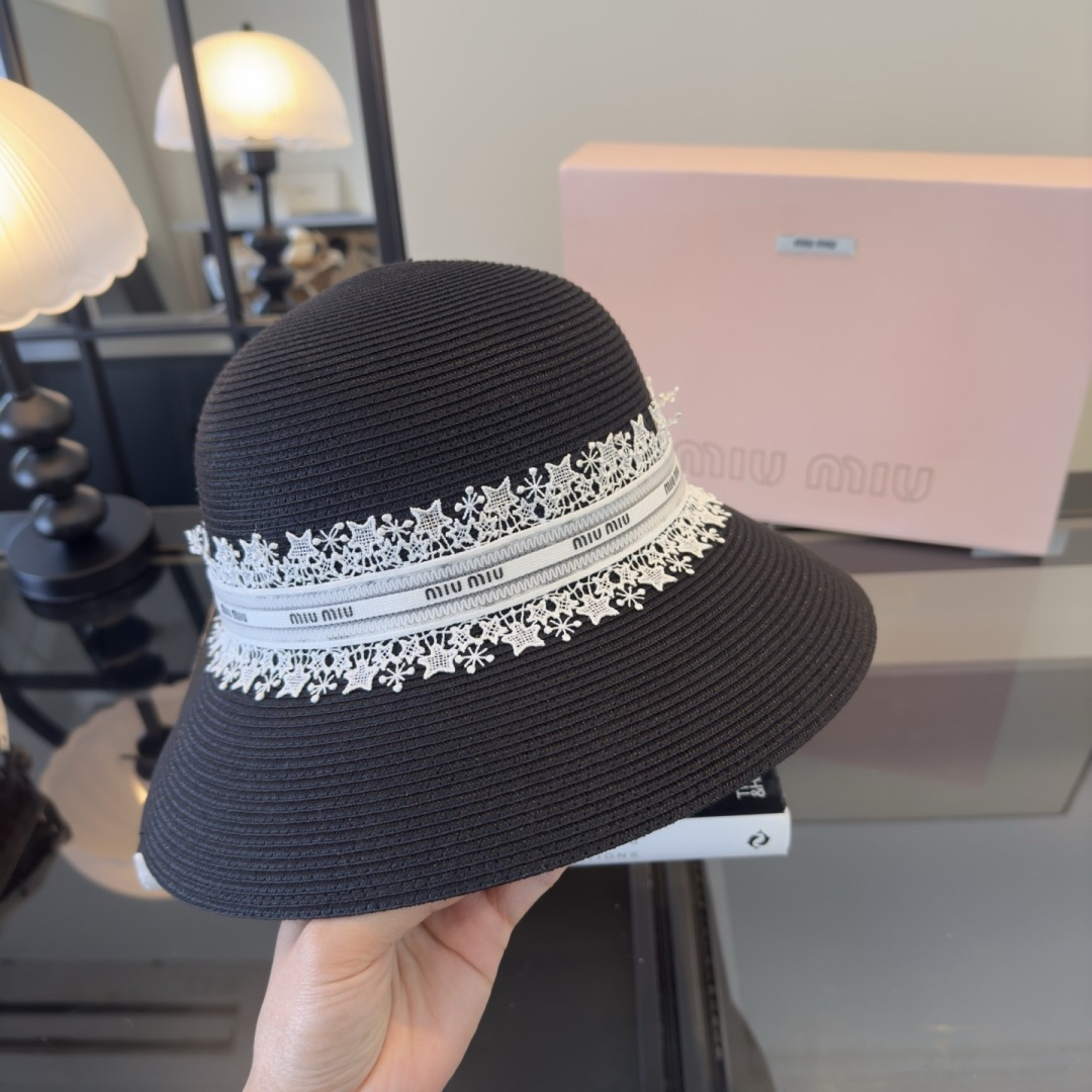 Miu Miu miumiu缪缪蕾丝盆帽，小清新设计，头围57cm