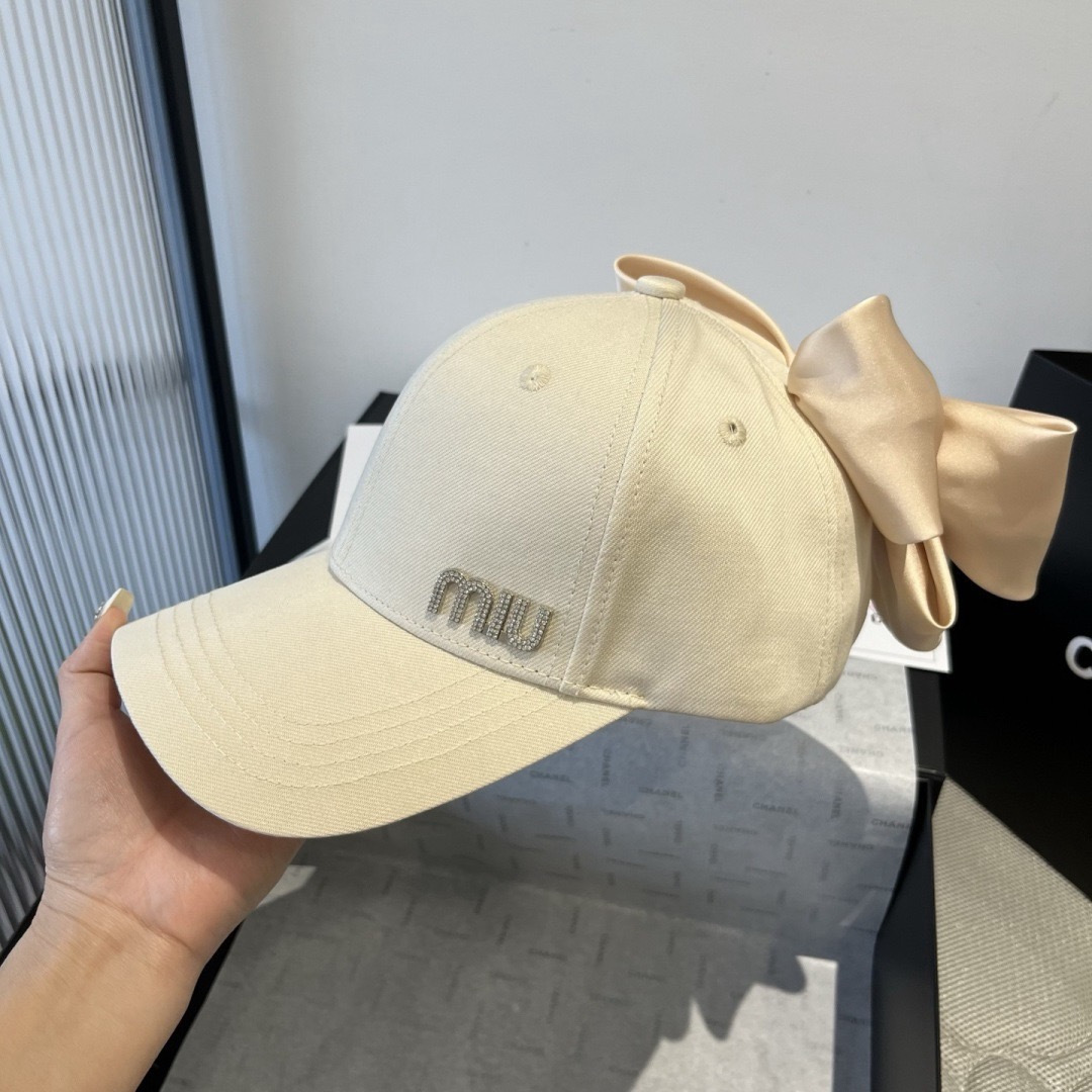 Miu Miu miumiu缪缪蝴蝶结鸭舌帽，高端定制，头围57cm
