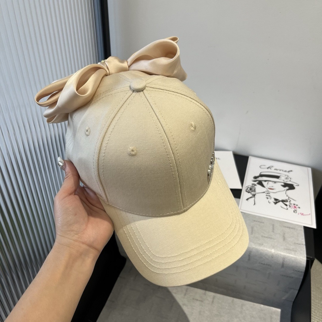 Miu Miu miumiu缪缪蝴蝶结鸭舌帽，高端定制，头围57cm