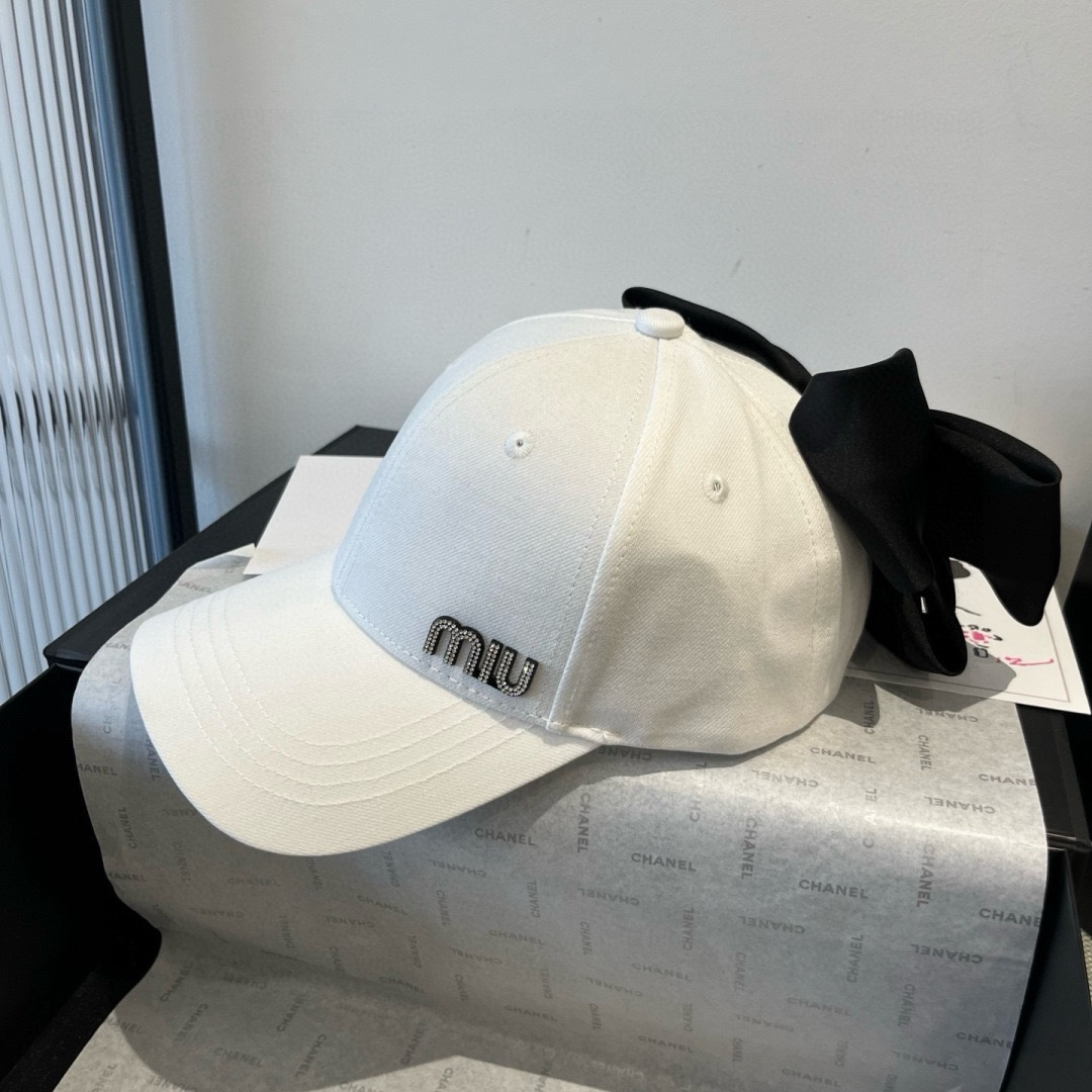 Miu Miu miumiu缪缪蝴蝶结鸭舌帽，高端定制，头围57cm