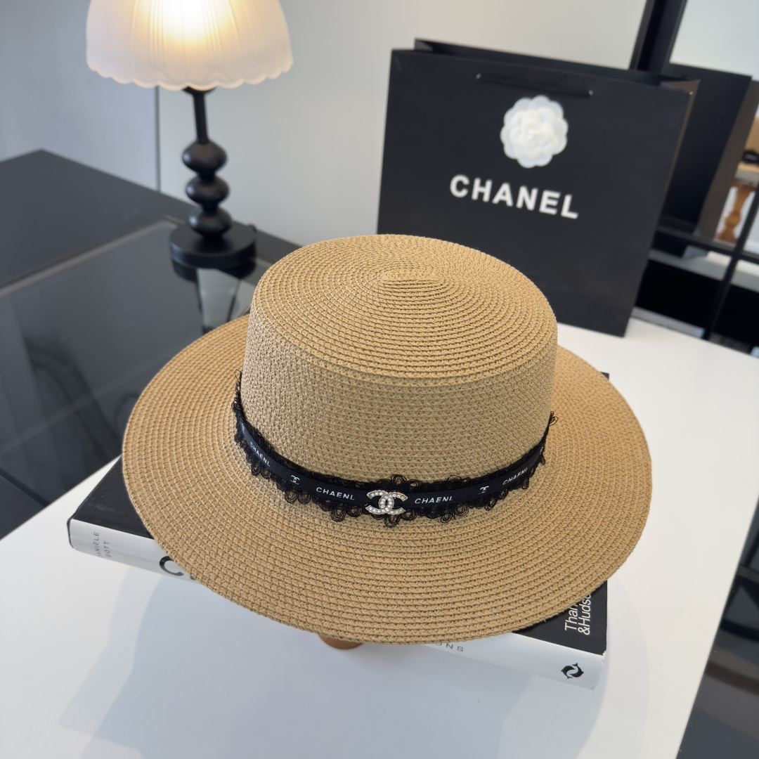 Chanel Chanel香奈儿新款平顶草帽，夏季出游沙滩 ～