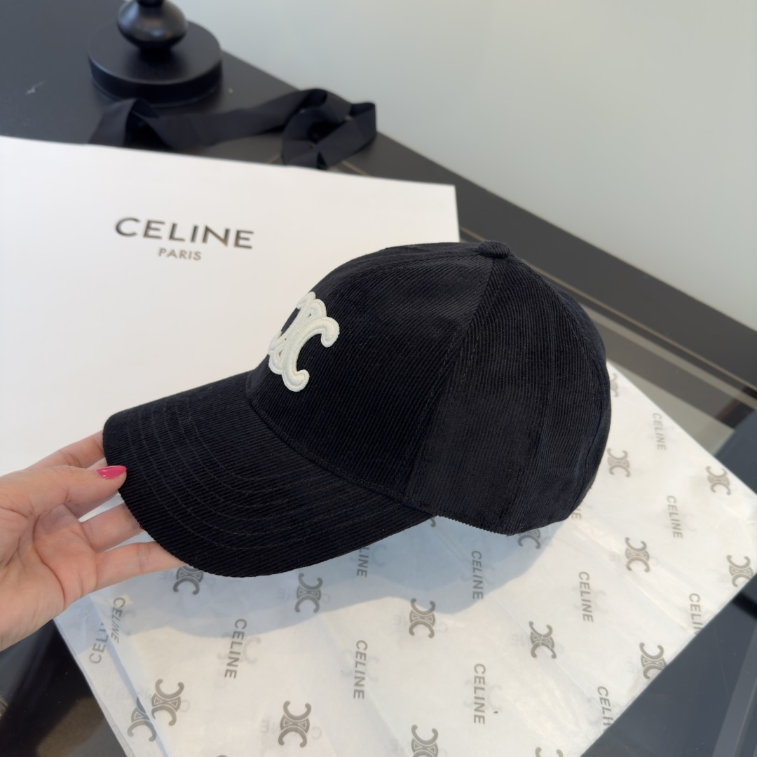 Celine Celine赛琳新款鸭舌军帽，头围57cm