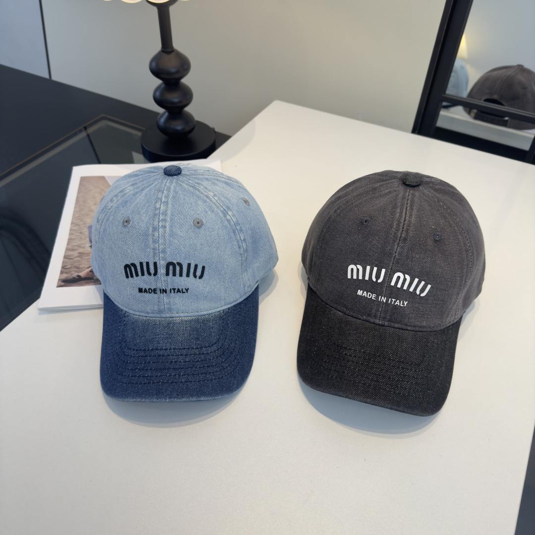 Pmiumiu缪缪新款遮阳鸭舌帽，时尚百搭