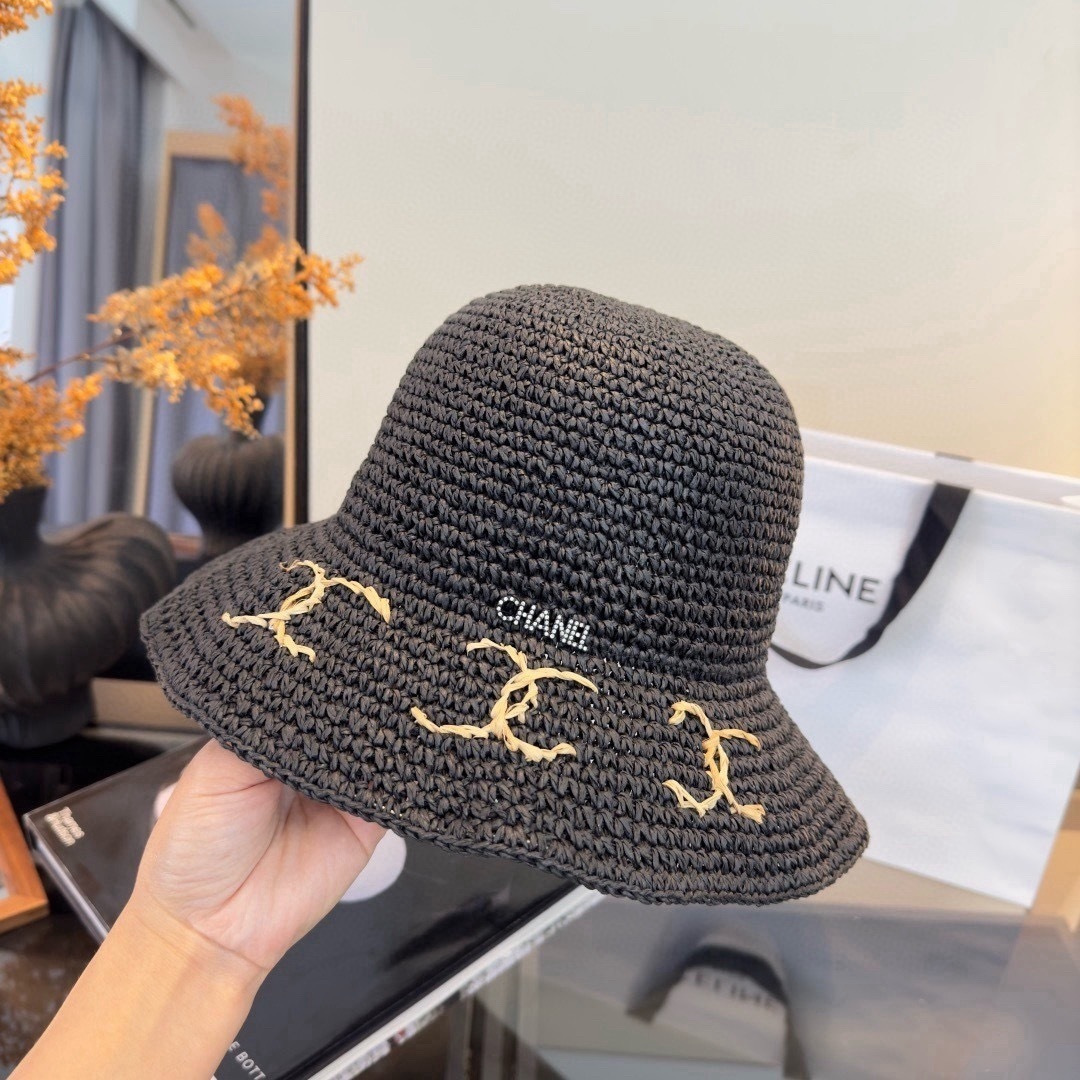 Chanel Chanel香奈儿夏款折叠草帽，纯收工钩织，头围57cm，可折叠