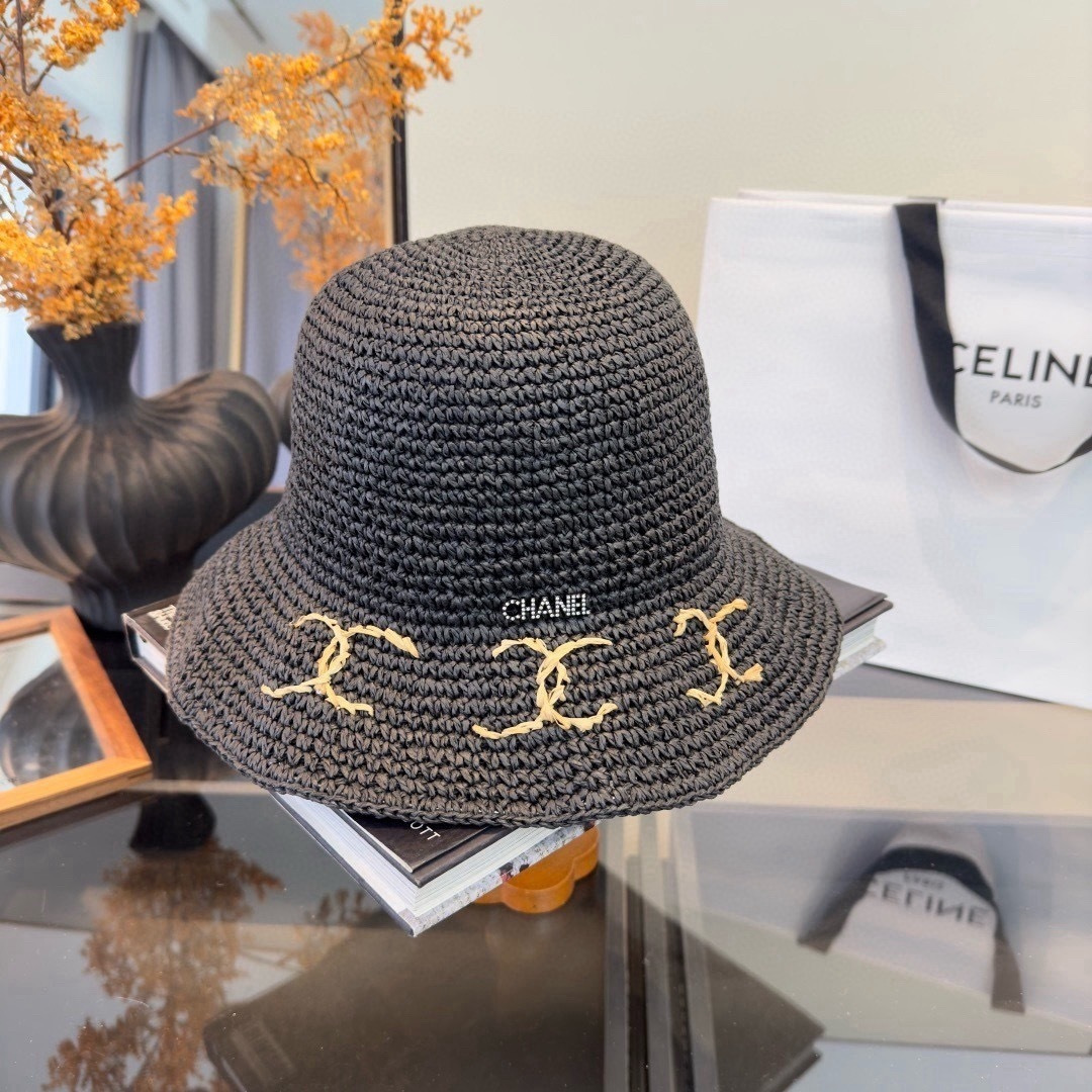 Chanel Chanel香奈儿夏款折叠草帽，纯收工钩织，头围57cm，可折叠