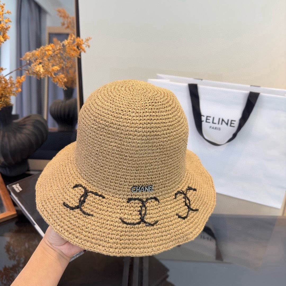 Chanel Chanel香奈儿夏款折叠草帽，纯收工钩织，头围57cm，可折叠