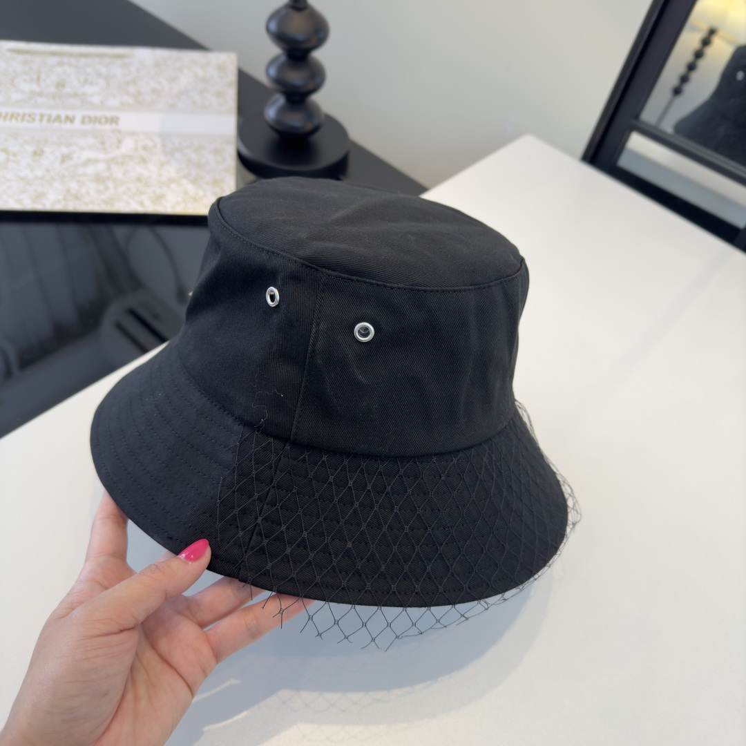 Dior Dior迪奥新款遮阳渔夫帽，头围57cm