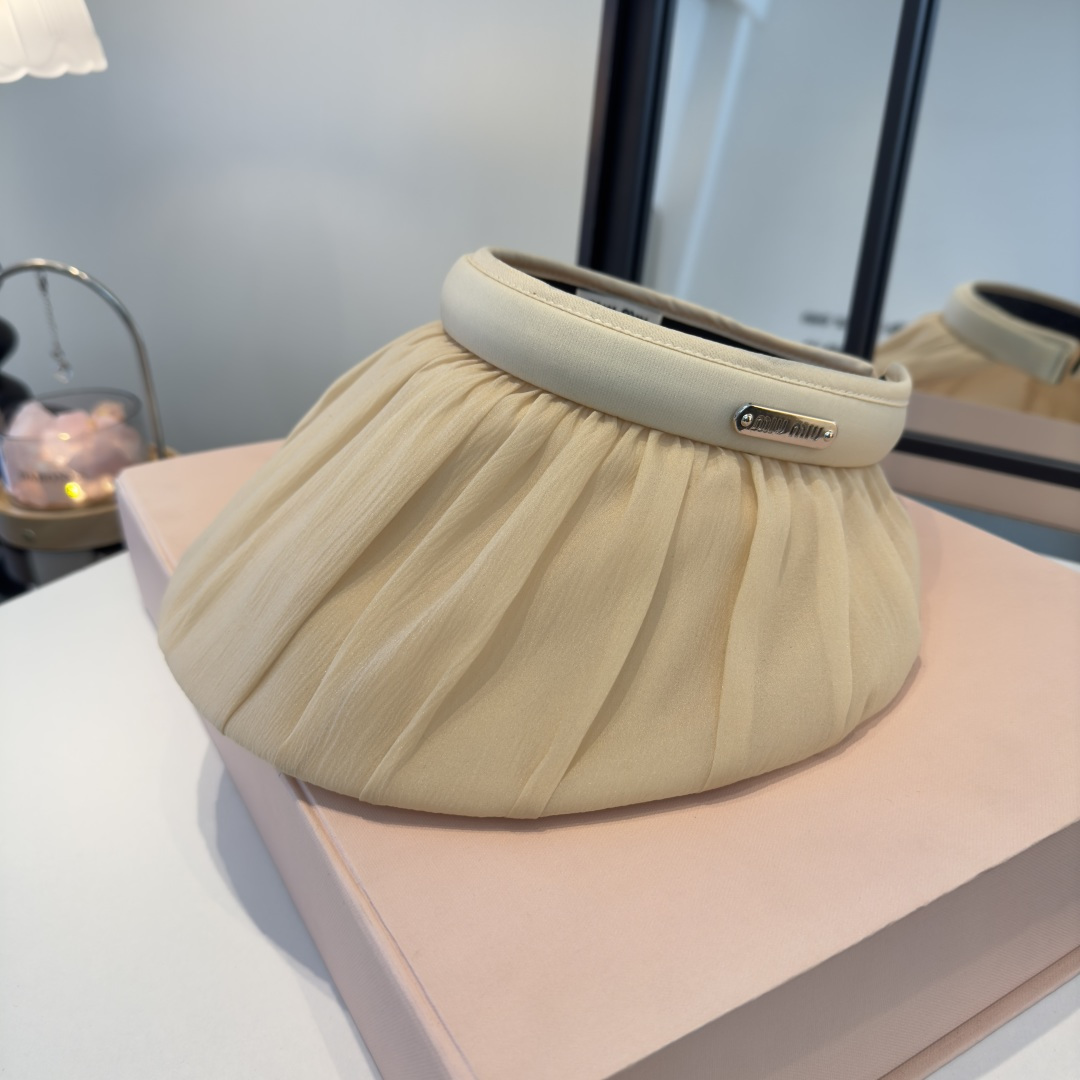 Miu Miu miumiu缪缪新款遮阳空顶帽，头围57cm