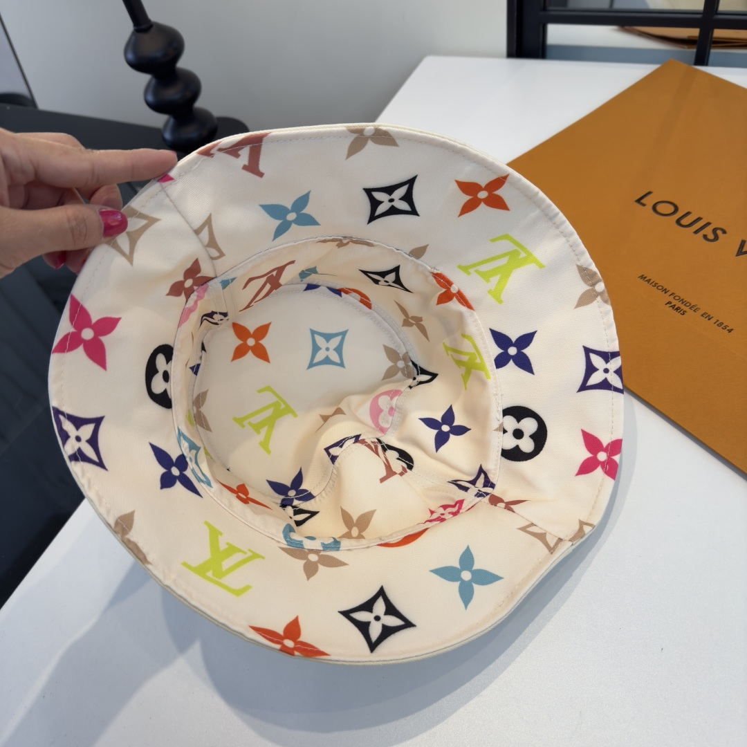 Louis Vuitton Lv路易斯新款双面渔夫帽，百搭