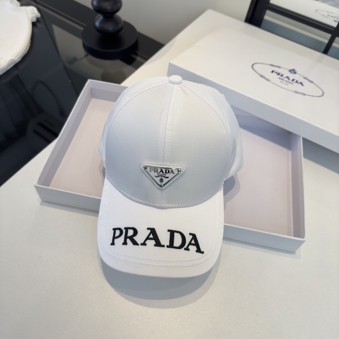 Prada 普拉达新款遮阳鸭舌帽，头围57cm
