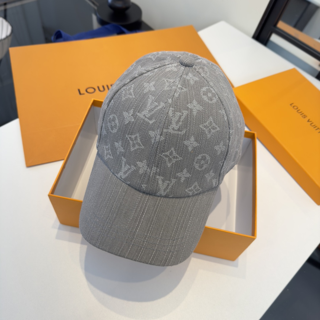 Louis Vuitton Lv路易斯新款遮阳鸭舌帽，男女通用