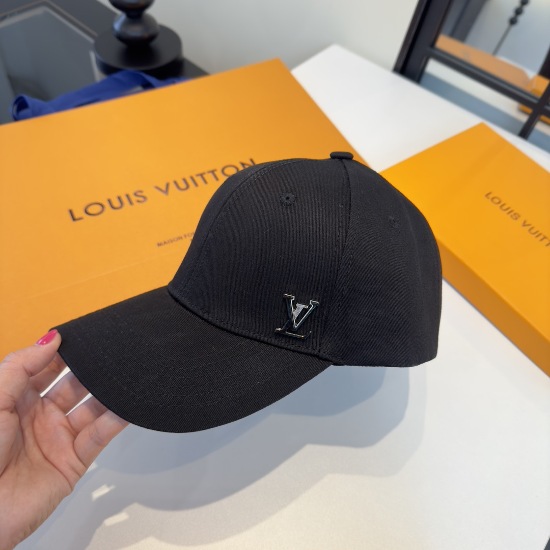 Louis Vuitton Lv路易斯新款遮阳鸭舌帽，男女通用