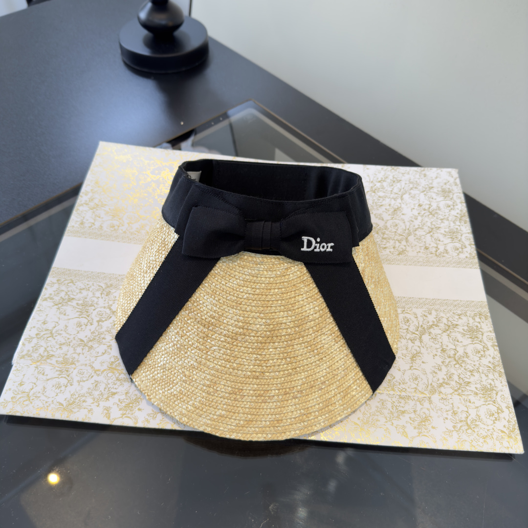 Dior Dior迪奥2026款麦秆草蝴蝶空顶帽，头围57cm