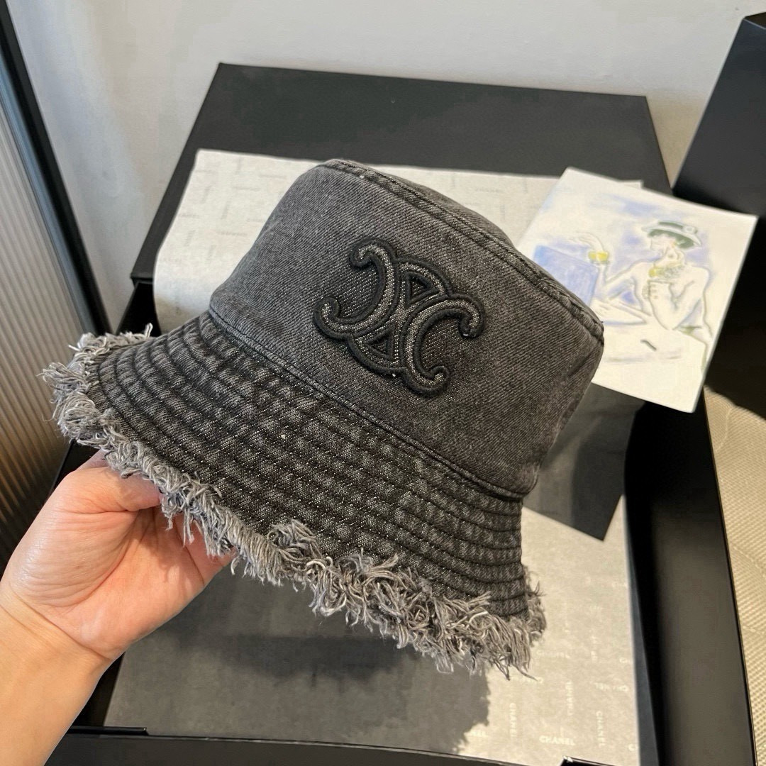 Celine 赛琳新款牛仔渔夫帽，头围57cm