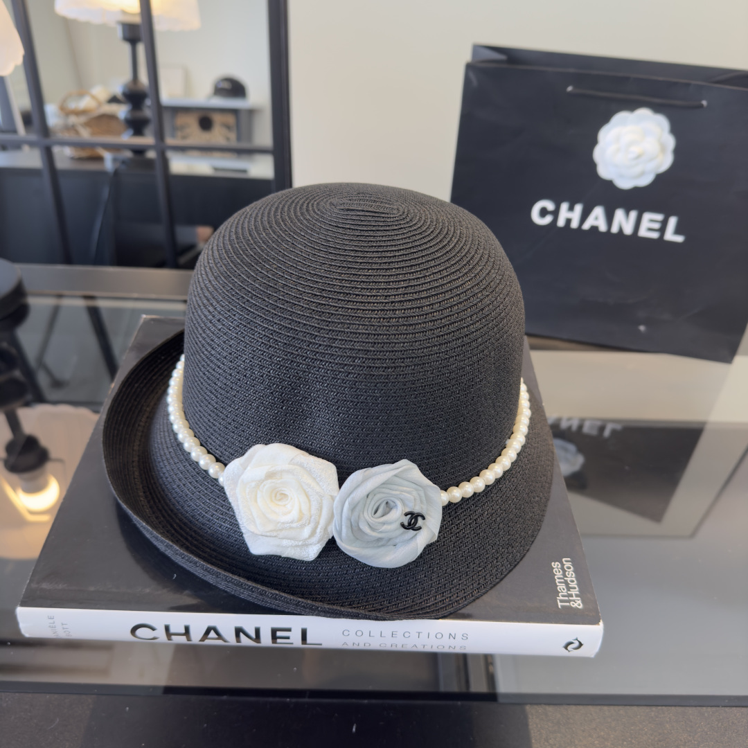 Chanel Chanel香奈儿新款珍珠链盆帽草帽，小清新，头围57cm