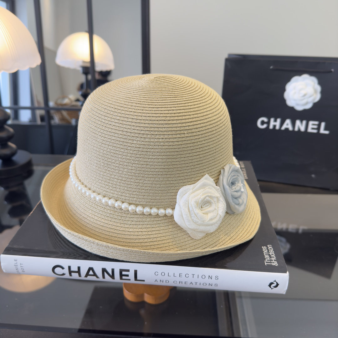 Chanel Chanel香奈儿新款珍珠链盆帽草帽，小清新，头围57cm