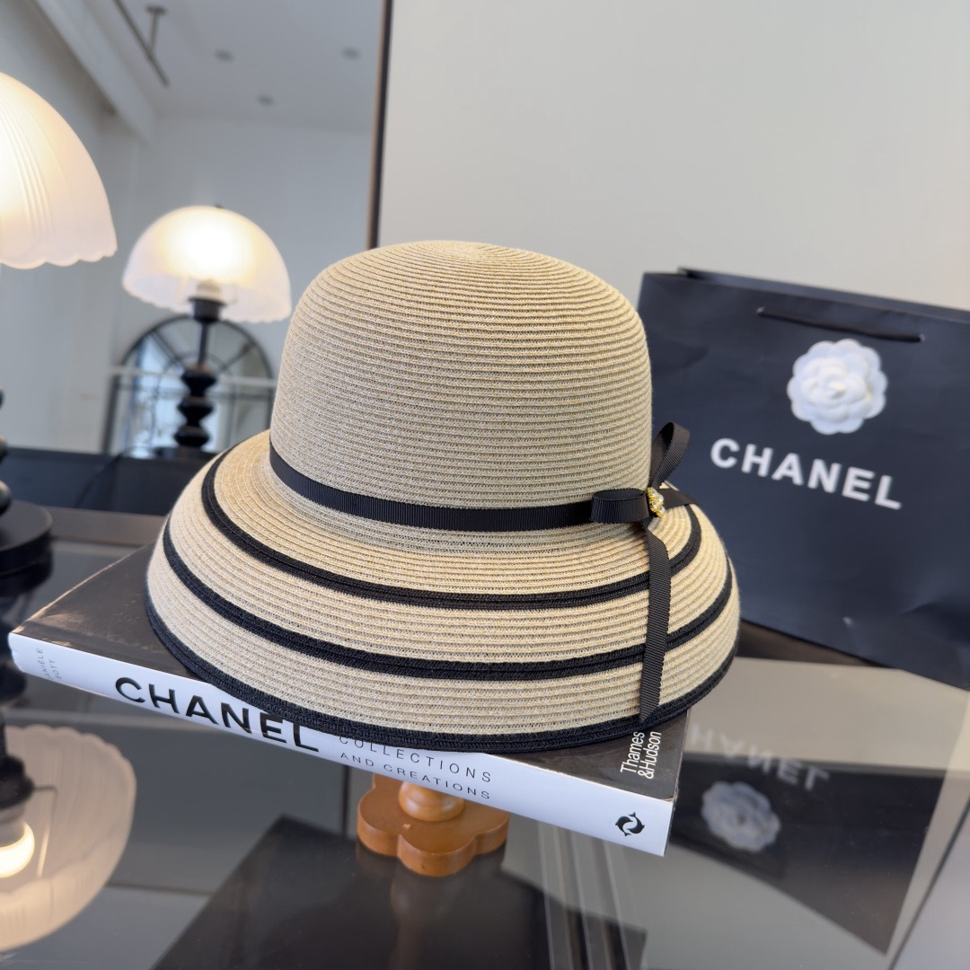 Chanel Chanel香奈儿新款草帽，日本纸草制作，头围57cm