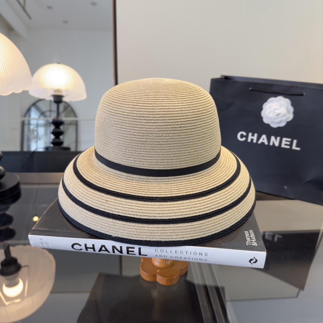 Chanel Chanel香奈儿新款草帽，日本纸草制作，头围57cm