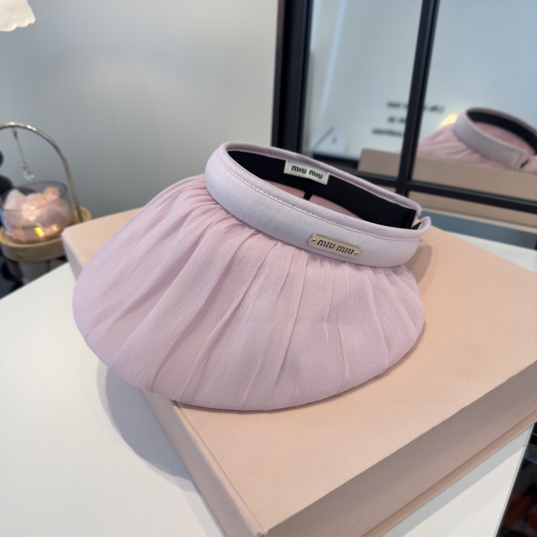 Miu Miu miumiu缪缪新款遮阳空顶帽，头围57cm