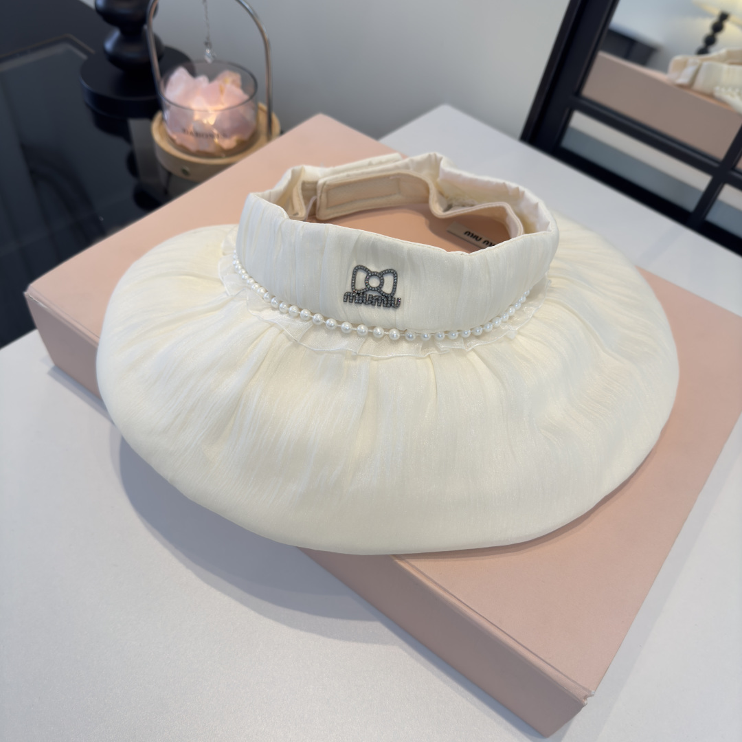 Miu Miu miumiu缪缪新款遮阳空顶帽，头围57cm