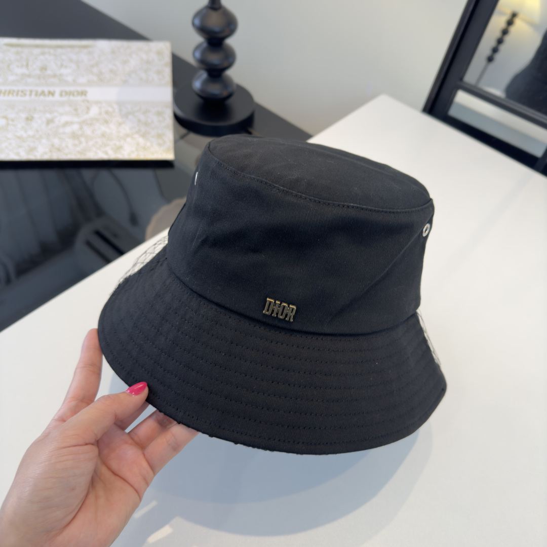 Dior Dior迪奥新款遮阳渔夫帽，头围57cm