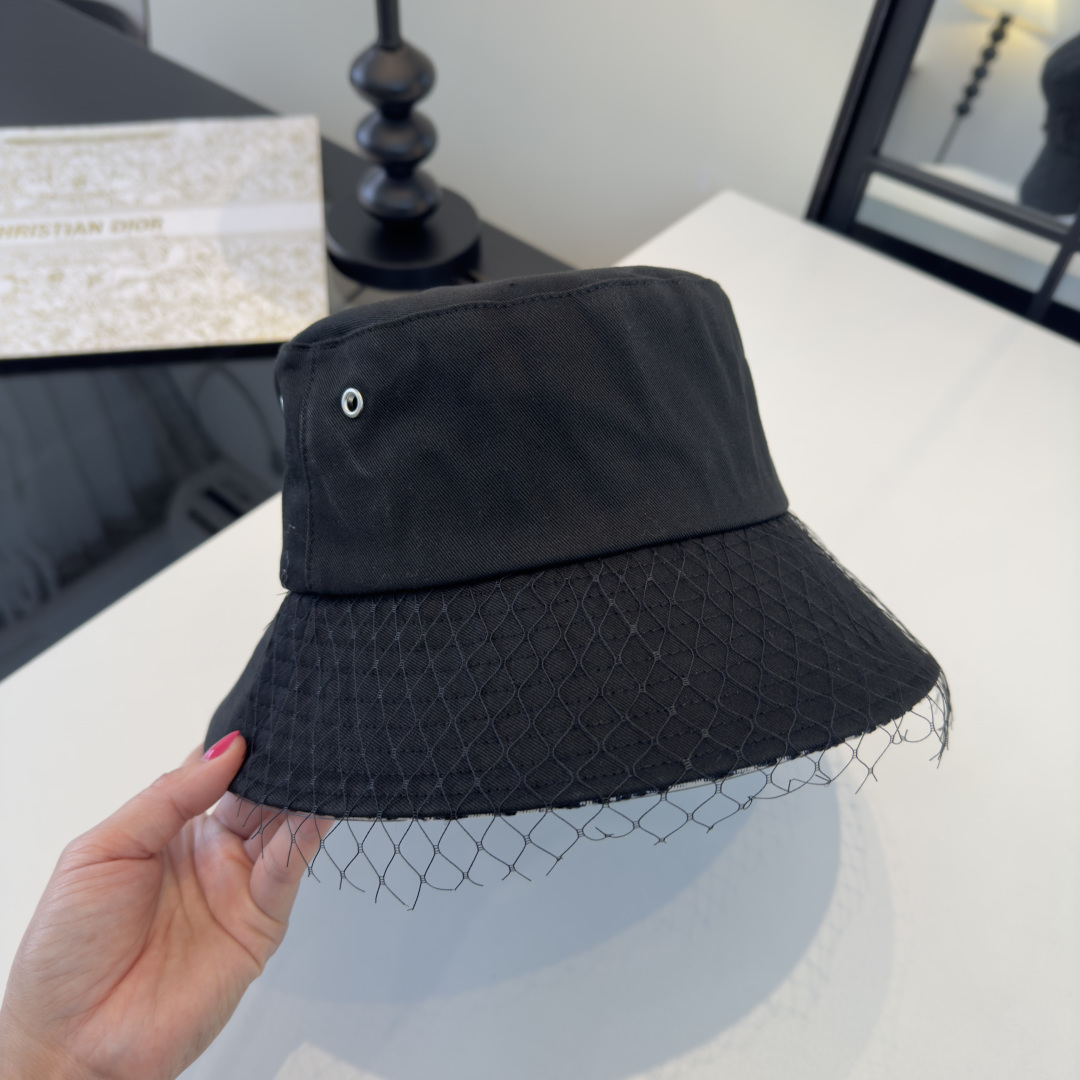 Dior Dior迪奥新款遮阳渔夫帽，头围57cm