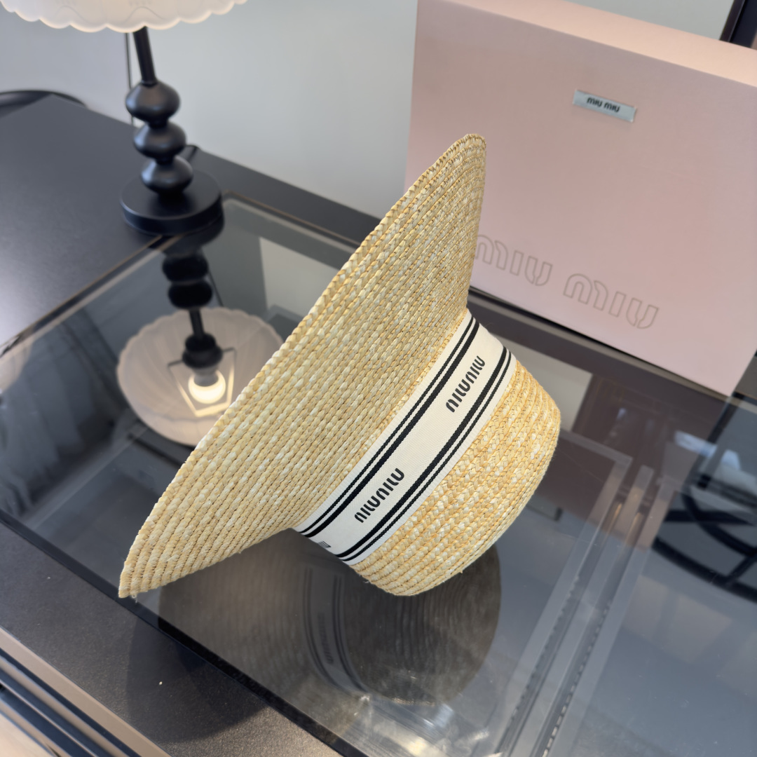 Miu Miu 缪缪miumiu新款编织草帽，沙滩