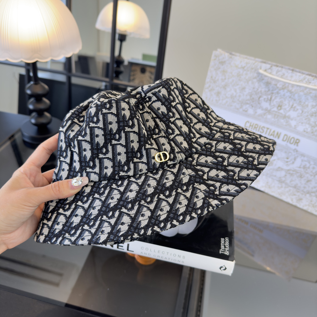 Dior Dior迪奥新款渔夫帽，夏日