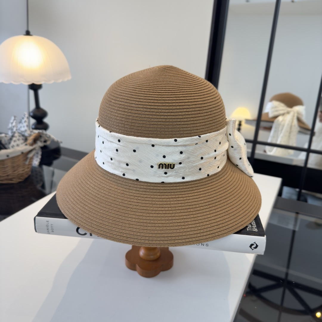 NO:765794,miumiu new bow big brim basin hat, sunshade beach hat, straw hat, fisherman hat, baseball cap, hat, miumiu, espadrilles, hats19860909miumiu缪缪新款蝴蝶结大帽檐盆帽,遮阳沙滩帽帽子草帽渔夫帽棒球帽,帽子,miumiu,espadrilles,hats,hat