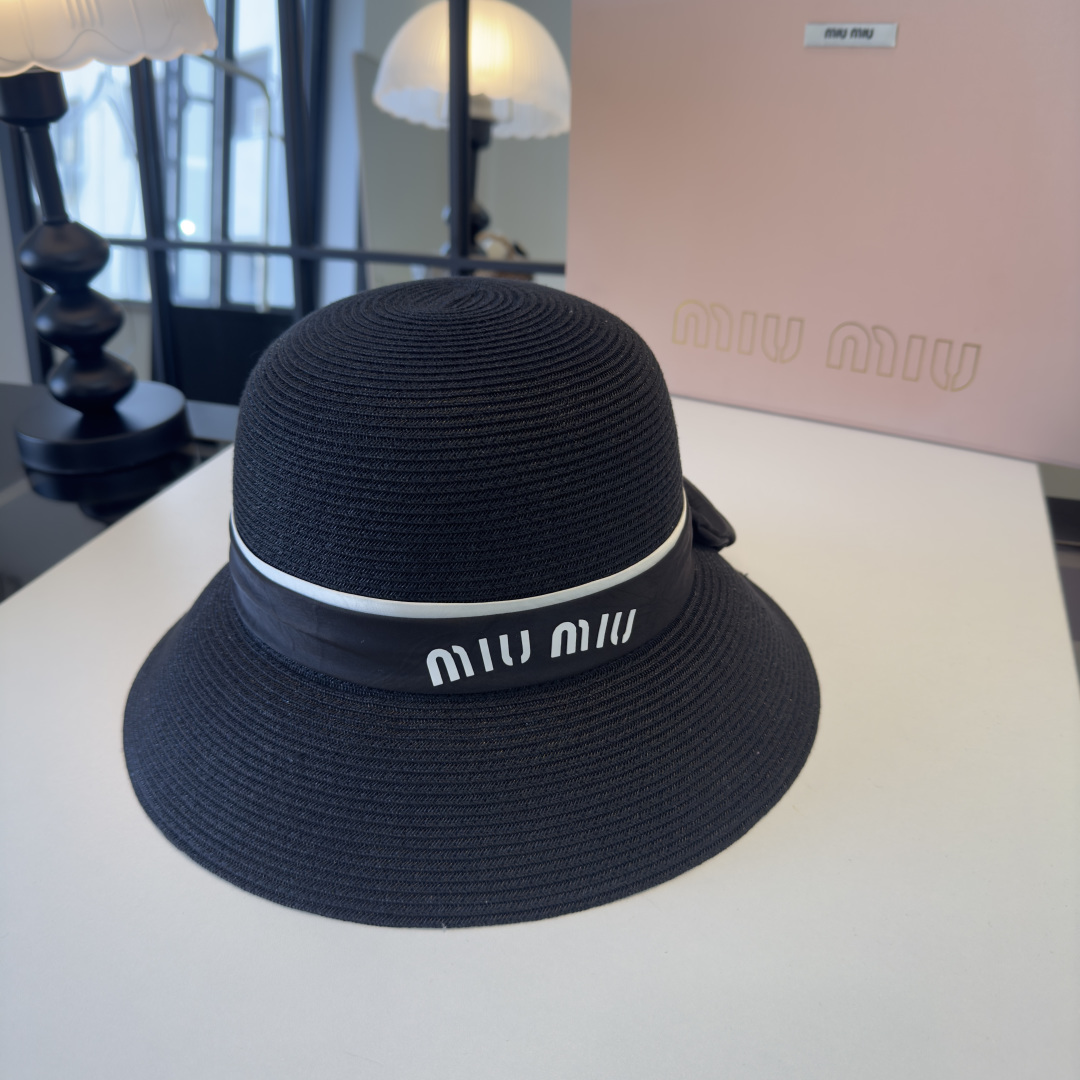 Miu Miu miumiu缪缪新款名媛风蝴蝶结盆帽，简约～