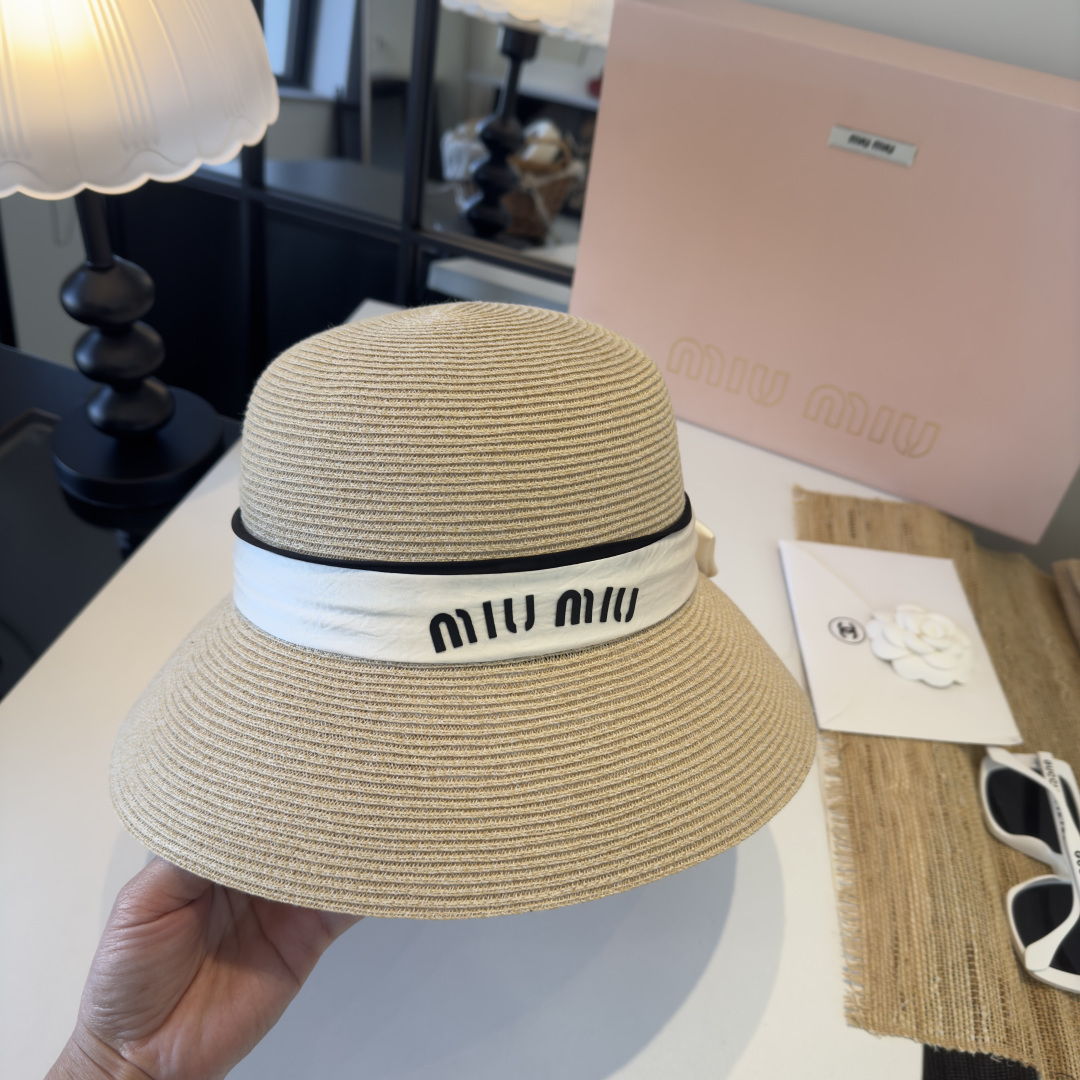 Miu Miu miumiu缪缪新款名媛风蝴蝶结盆帽，简约～