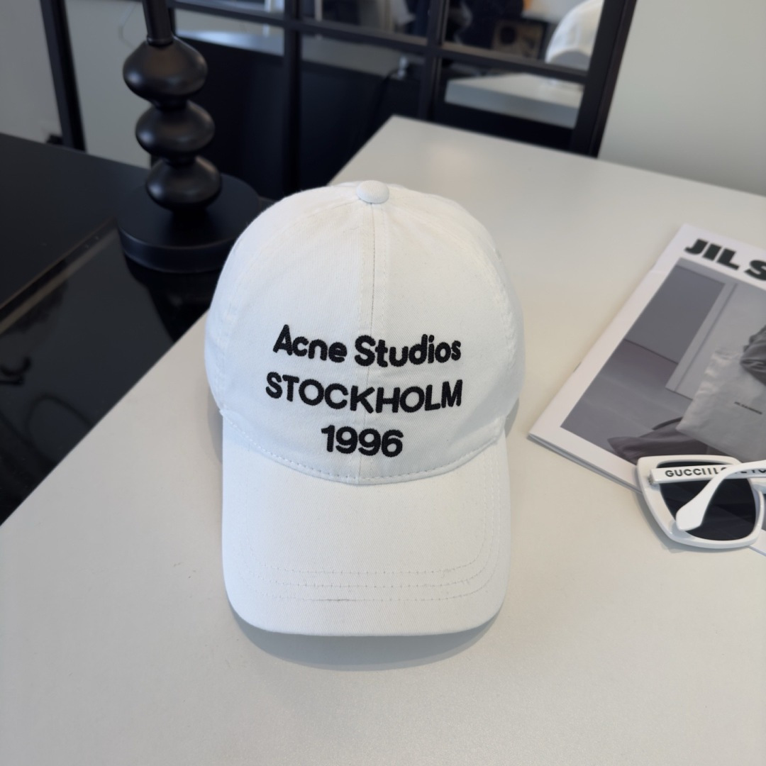 PAcne Studios 新款棒球帽 男女同款 ！！