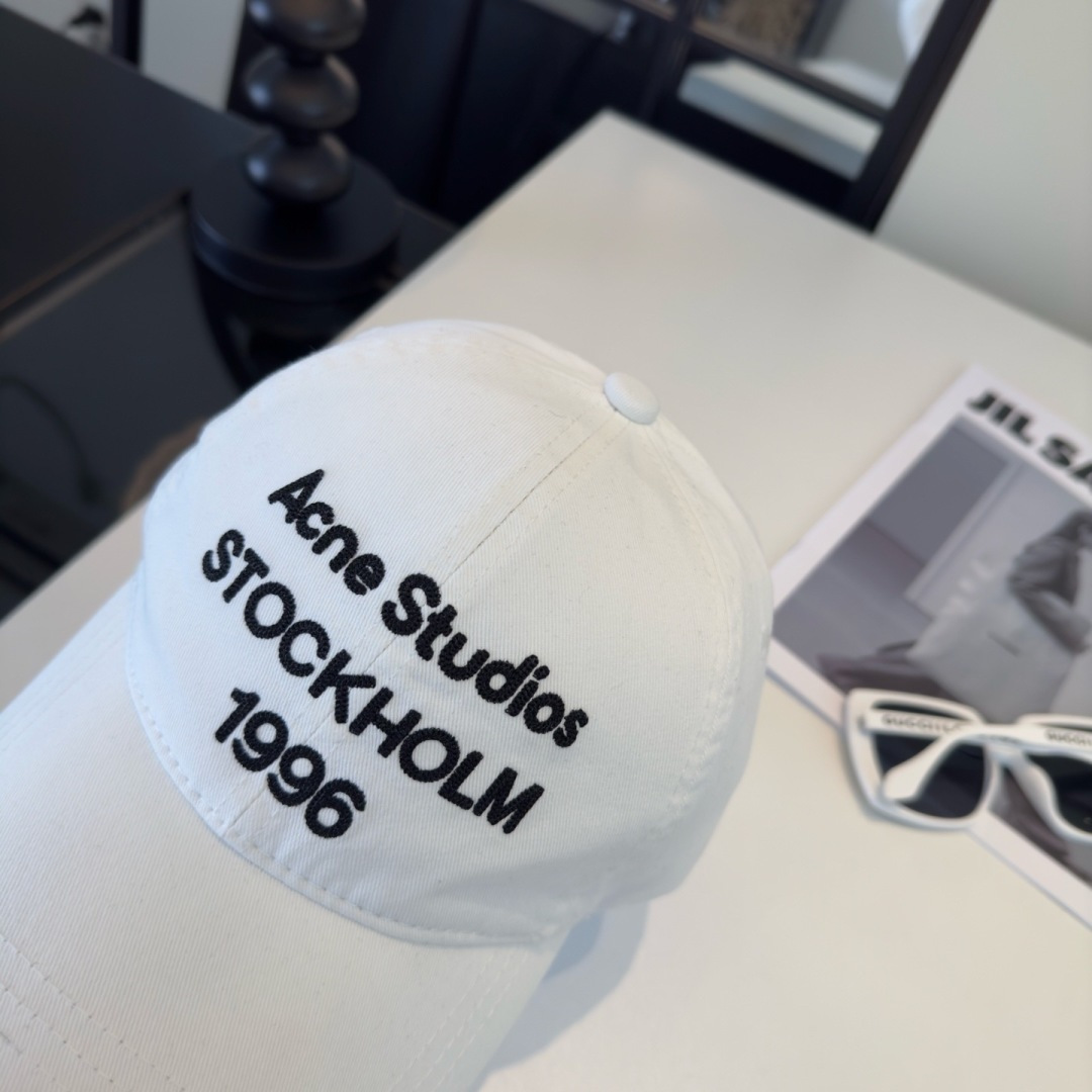 PAcne Studios 新款棒球帽 男女同款 ！！