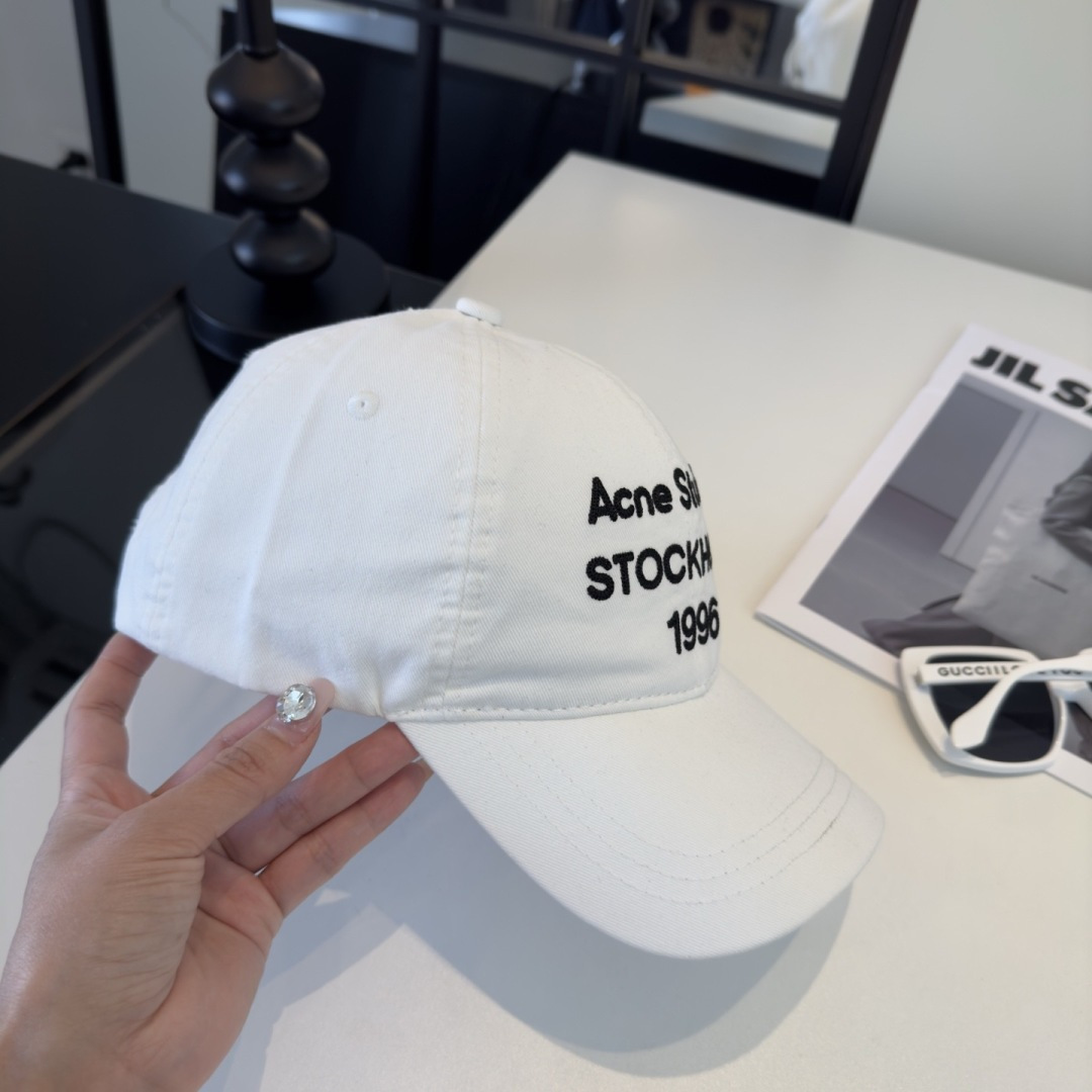 PAcne Studios 新款棒球帽 男女同款 ！！