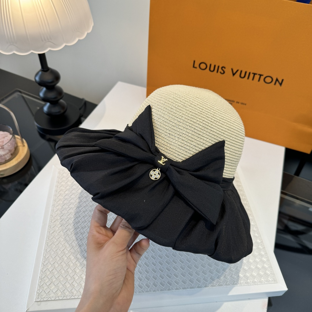 Louis Vuitton Lv路易斯新款遮阳渔夫帽，简约