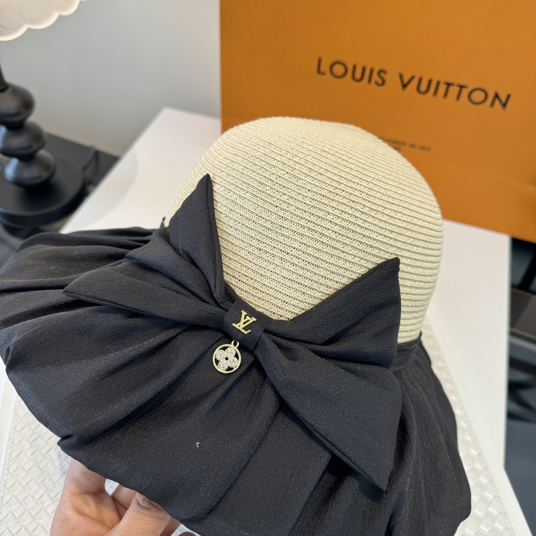 Louis Vuitton Lv路易斯新款遮阳渔夫帽，简约