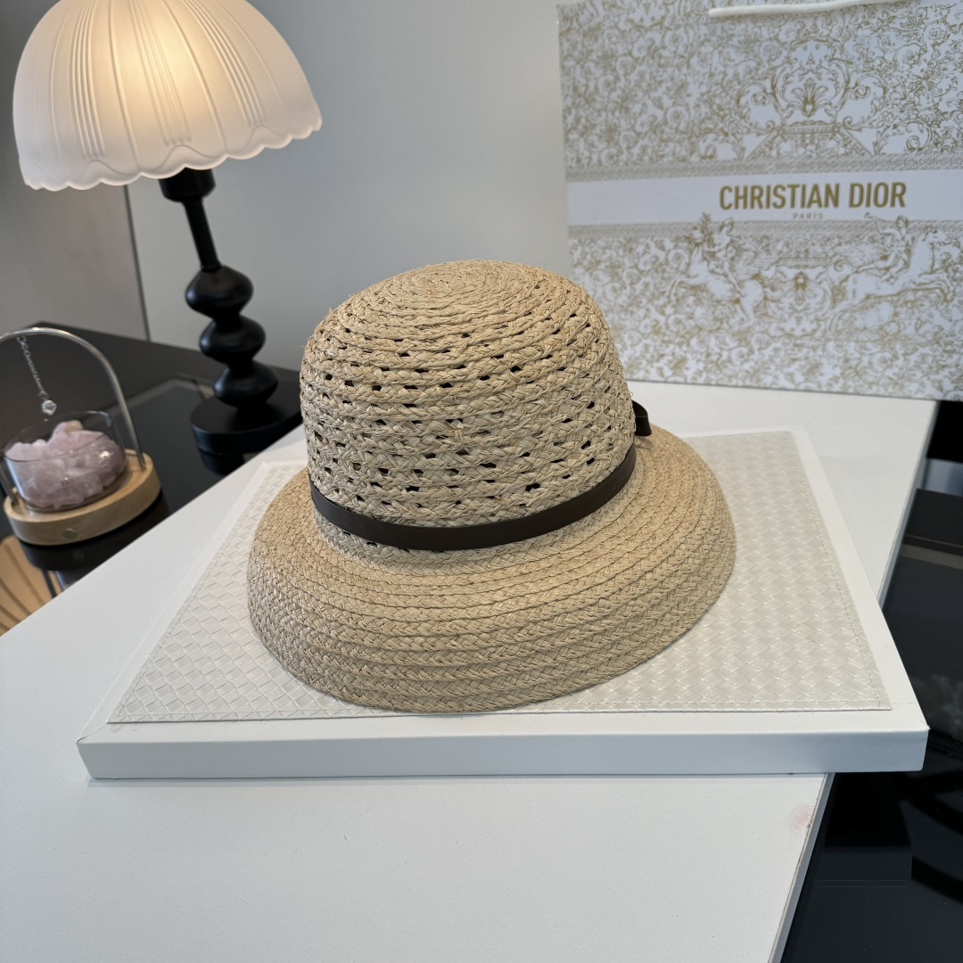 Dior Dior迪奥拉菲草帽，旅游 ，头围57cm