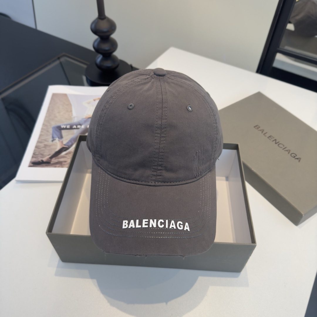 Balenciaga 巴黎世家新款遮阳鸭舌帽，头围57cm