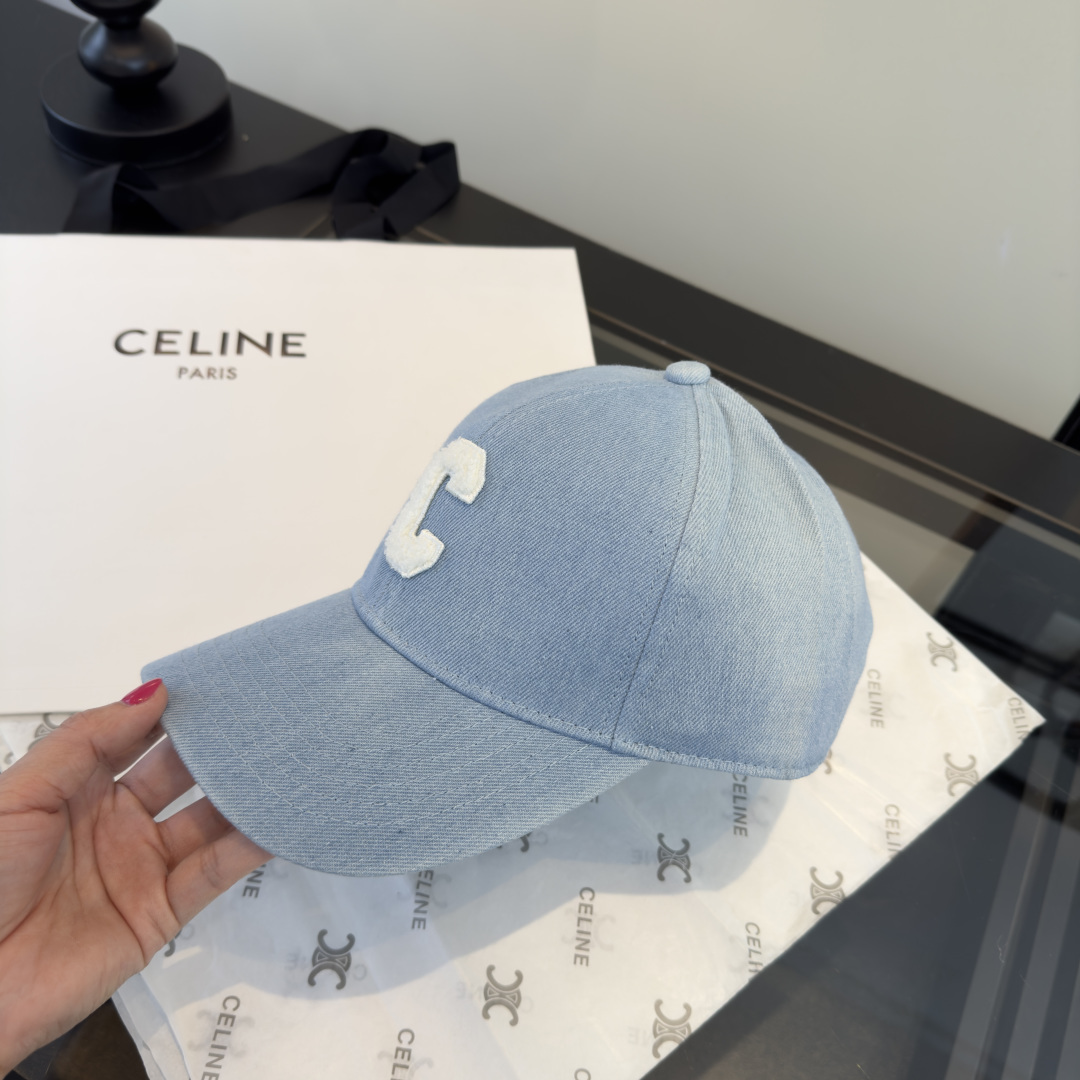 PCeline赛琳新款鸭舌军帽，头围57cm