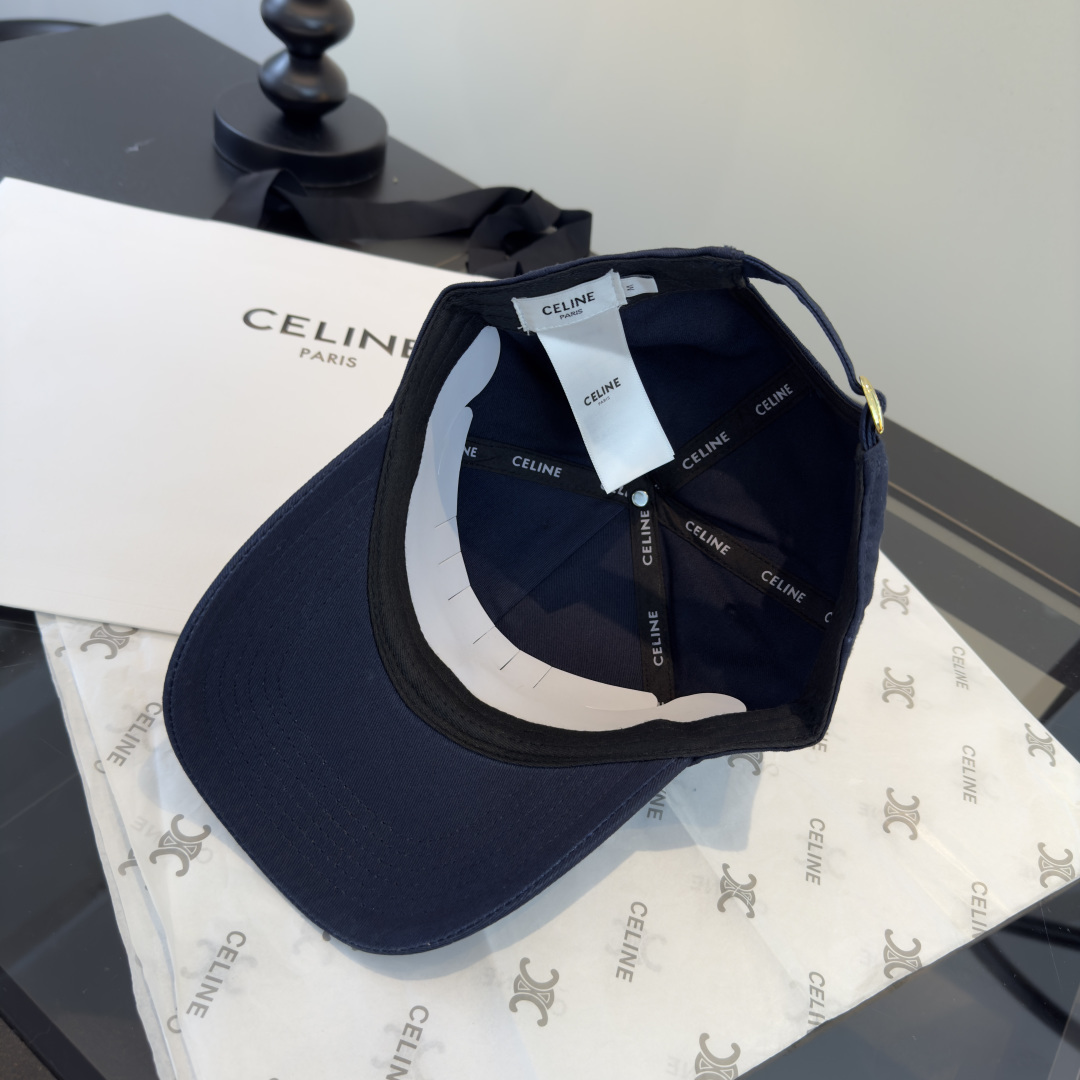 PCeline赛琳新款鸭舌军帽，头围57cm