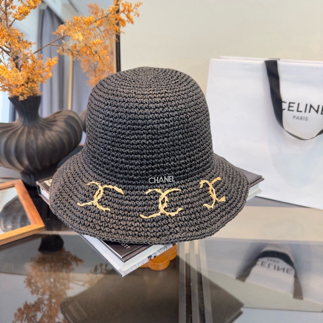 Chanel Chanel香奈儿夏款折叠草帽，纯收工钩织，头围57cm，可折叠