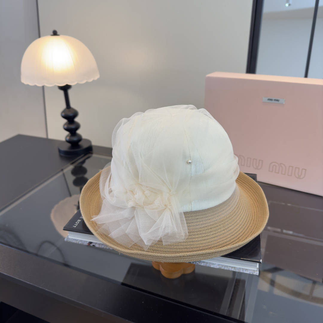 Pmiumiu缪缪新款台湾PP草拼接网纱，高端名媛风范，头围57cm，可折叠