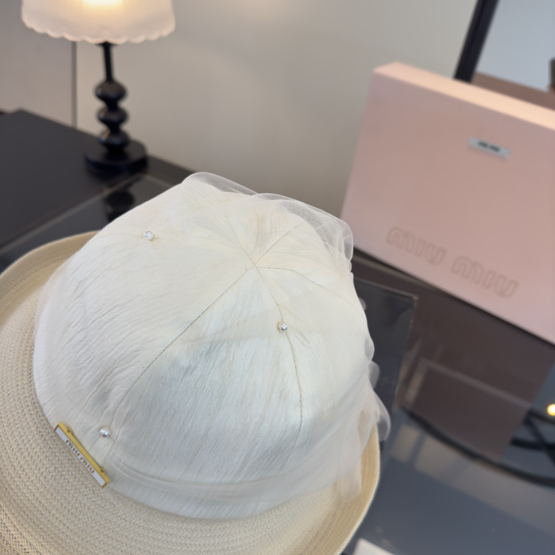 Pmiumiu缪缪新款台湾PP草拼接网纱，高端名媛风范，头围57cm，可折叠