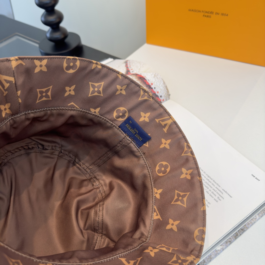 PLv路易威登新款渔夫帽