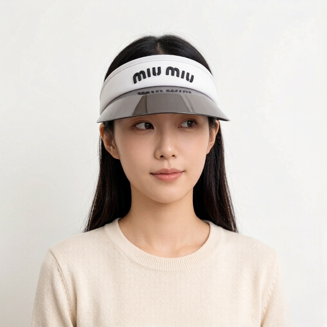 Miu Miu 缪缪miumiu新款空顶遮阳帽，可调节